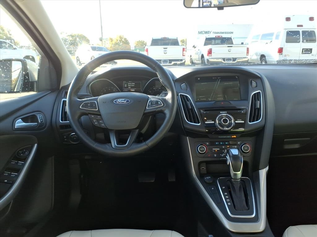 Ford Focus Titanium Hatch 2018 Ford Focus Titanium Hatch 2018