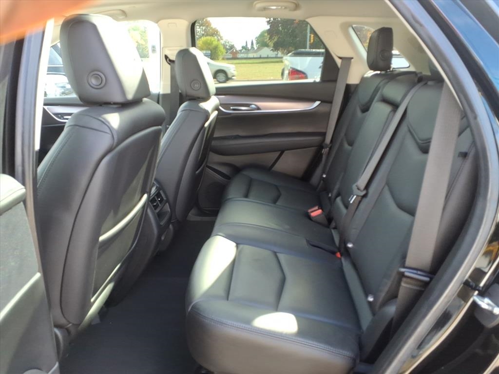 Cadillac XT5 AWD 4dr Luxury 2018 Cadillac XT5 AWD 4dr Luxury 2018