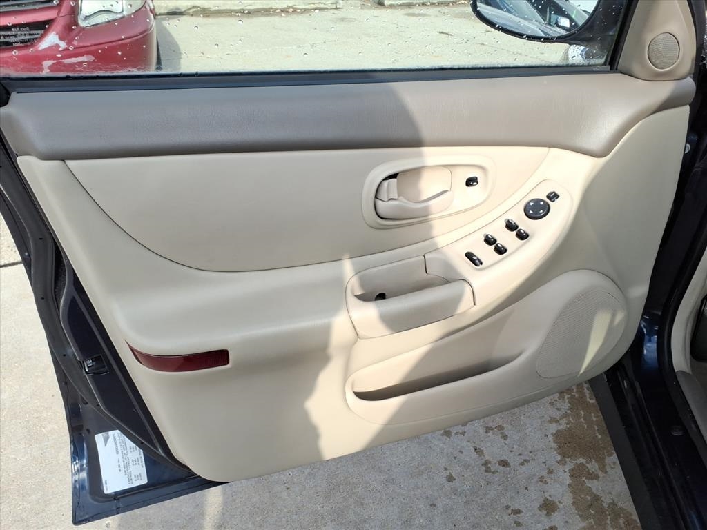 Oldsmobile Intrigue 4dr Sdn GL 2000 Oldsmobile Intrigue 4dr Sdn GL 2000