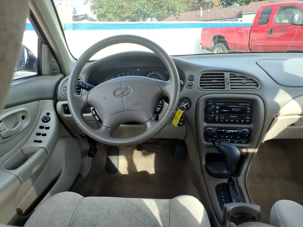 Oldsmobile Intrigue 4dr Sdn GL 2000 Oldsmobile Intrigue 4dr Sdn GL 2000