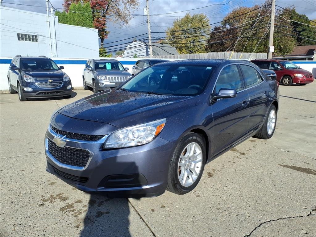 Chevrolet Malibu 4dr Sdn LT w/1LT 2015 Chevrolet Malibu 4dr Sdn LT w/1LT 2015