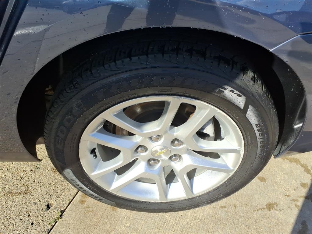 Chevrolet Malibu 4dr Sdn LT w/1LT 2015 Chevrolet Malibu 4dr Sdn LT w/1LT 2015