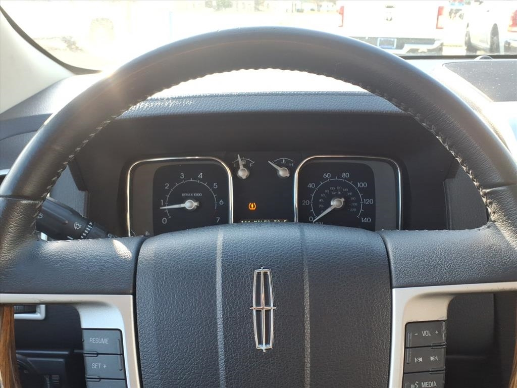 Lincoln MKX AWD 4dr 2010