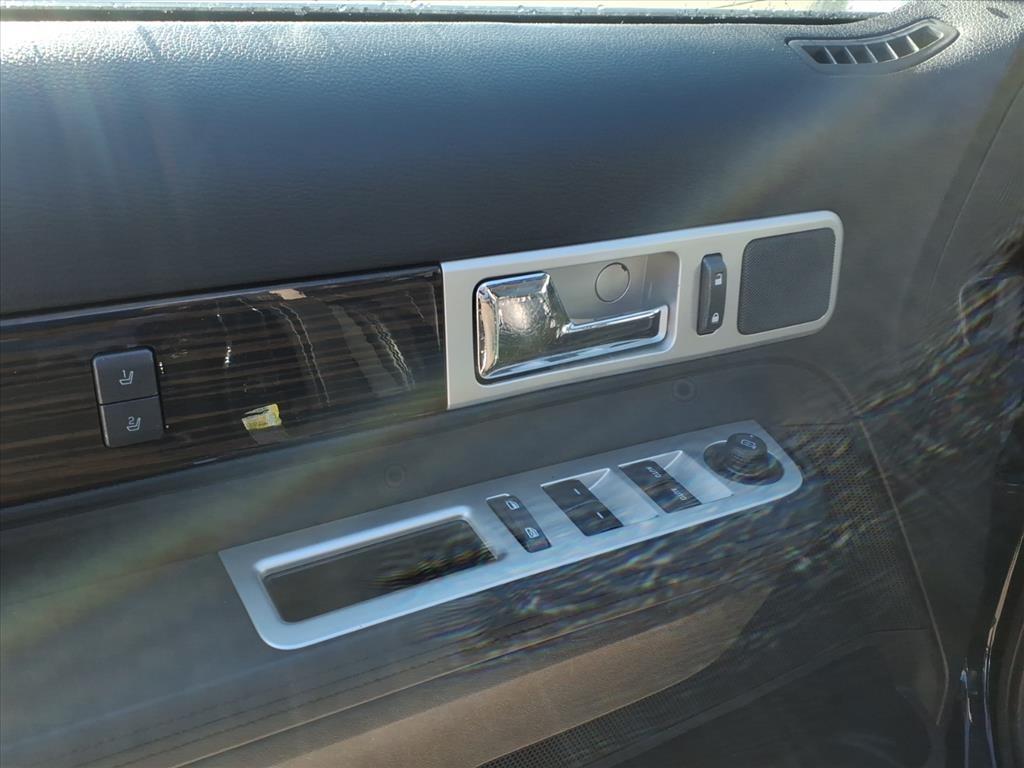 Lincoln MKX AWD 4dr 2010