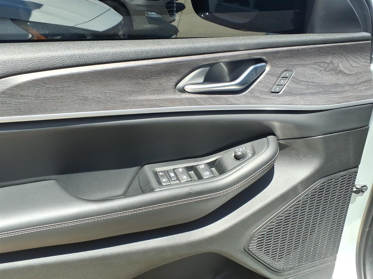 Jeep Grand Cherokee L Limited 4x4 2023