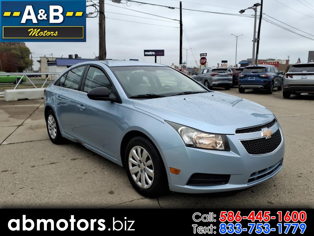 2011 Chevrolet Cruze 4dr Sdn LS