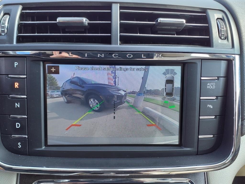 Lincoln Continental Reserve AWD 2017