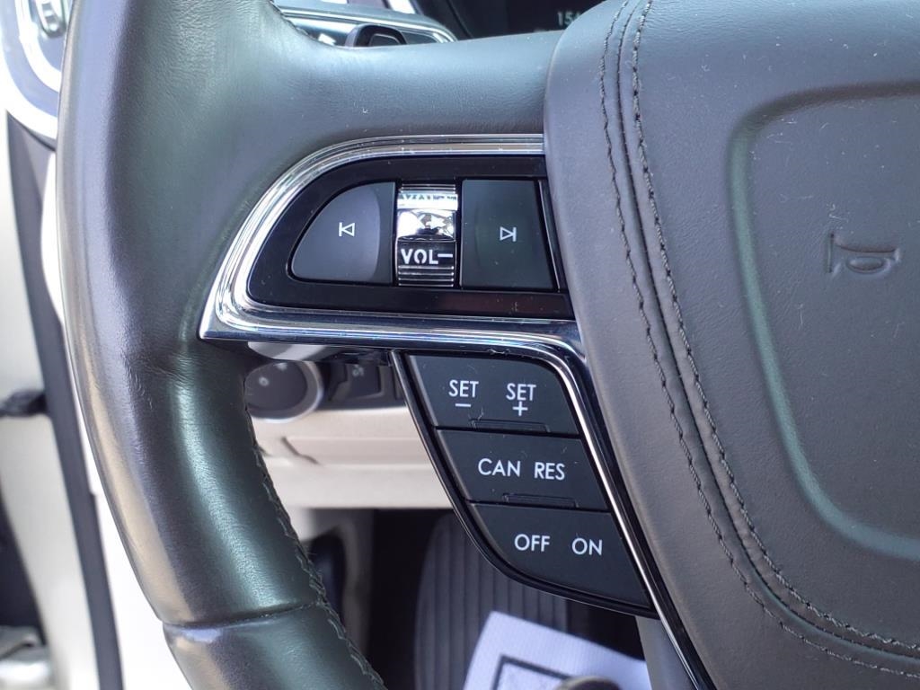 Lincoln Continental Reserve AWD 2017