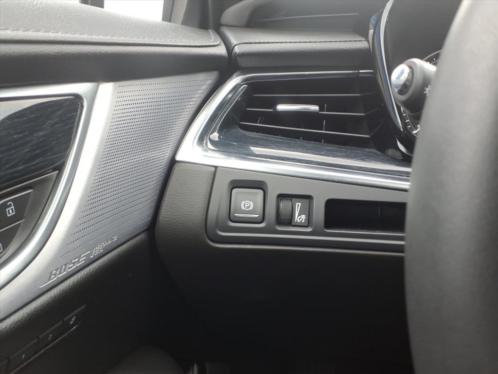 Cadillac XT5 FWD 4dr Premium Luxury 2024