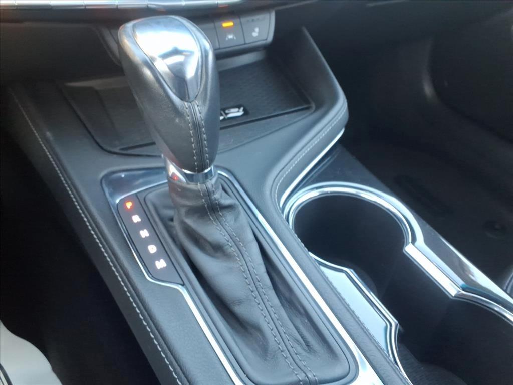 Cadillac CT4 4dr Sdn Luxury 2023