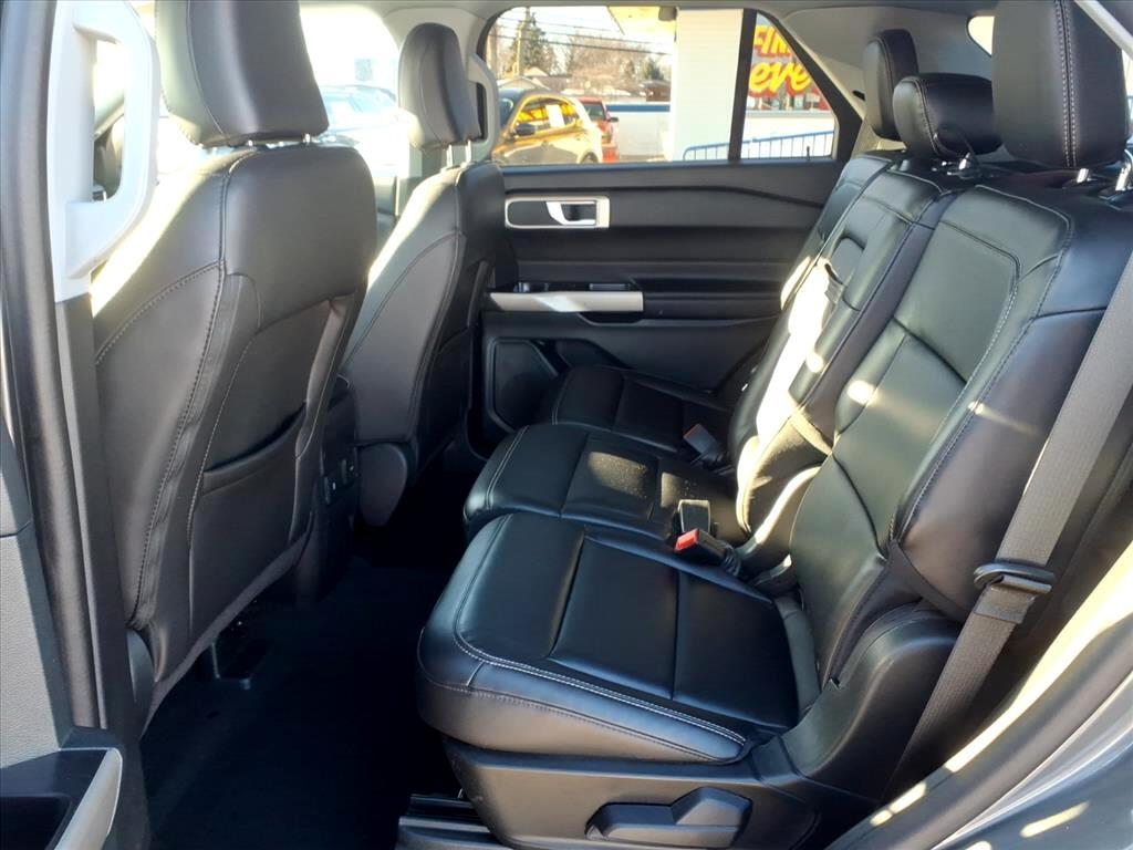 Ford Explorer XLT 4WD 2023