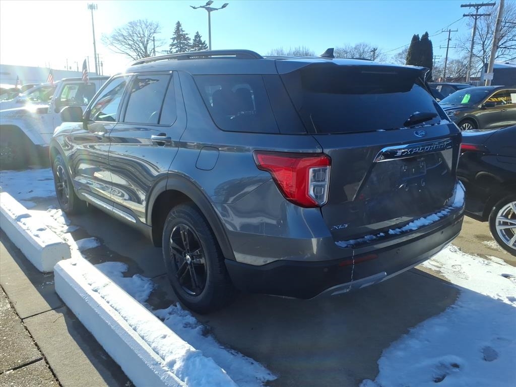 Ford Explorer XLT 4WD 2023