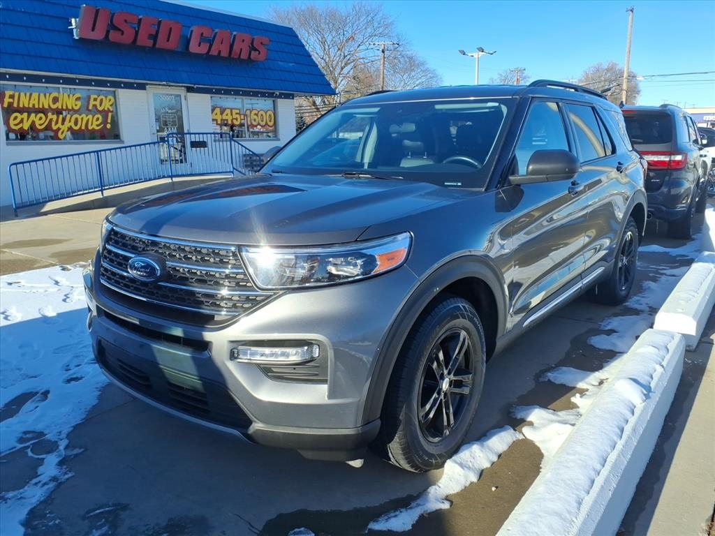 Ford Explorer XLT 4WD 2023