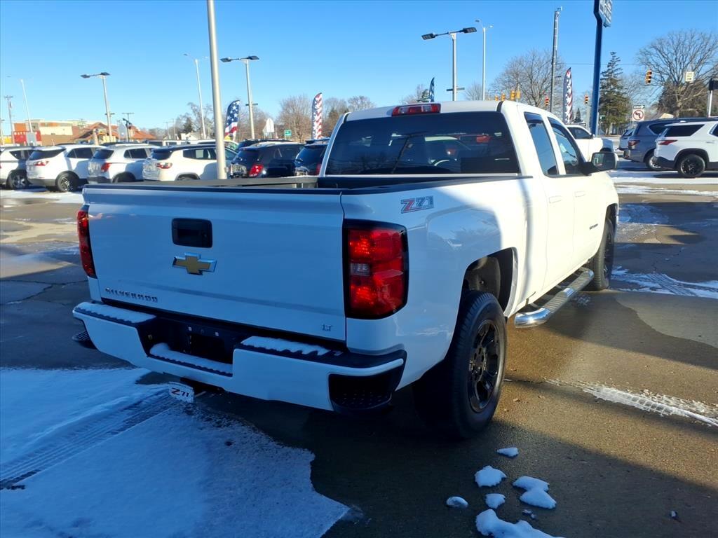 Chevrolet Silverado 1500 4WD Double Cab 143.5" LT w/2LT 2017