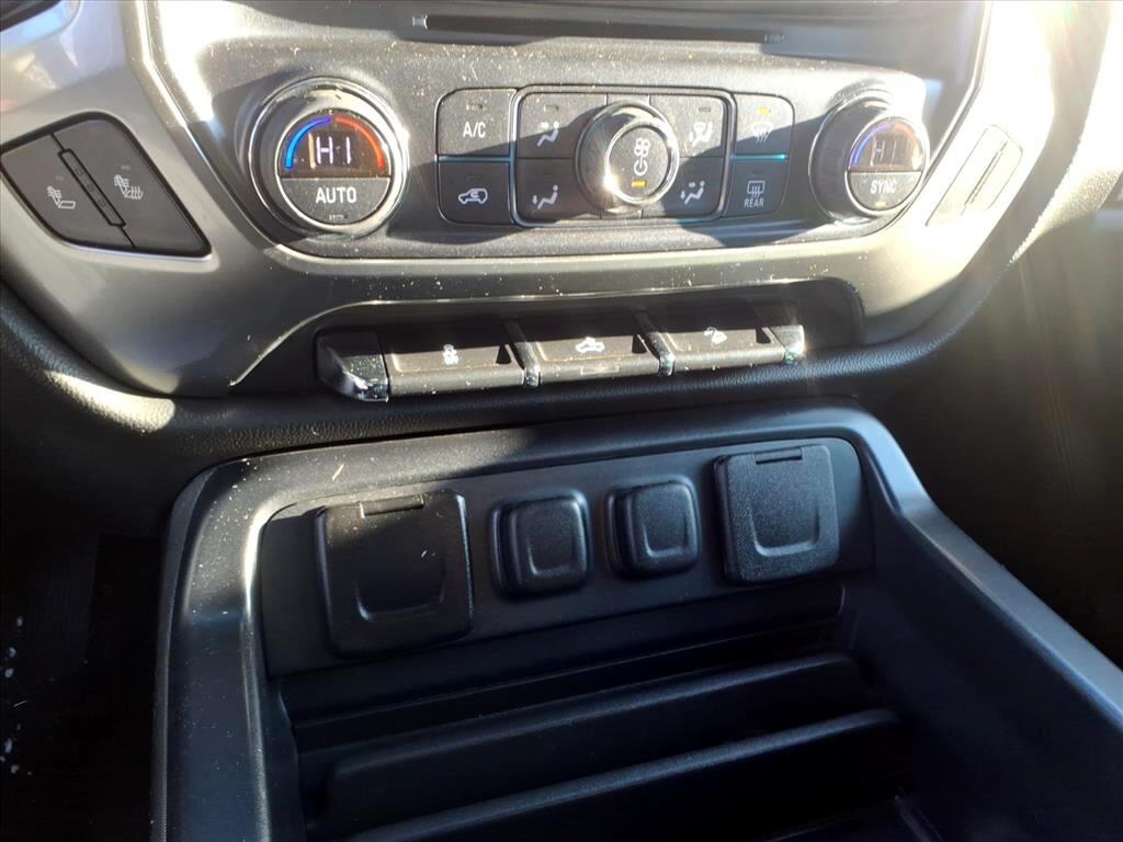 Chevrolet Silverado 1500 4WD Double Cab 143.5" LT w/2LT 2017