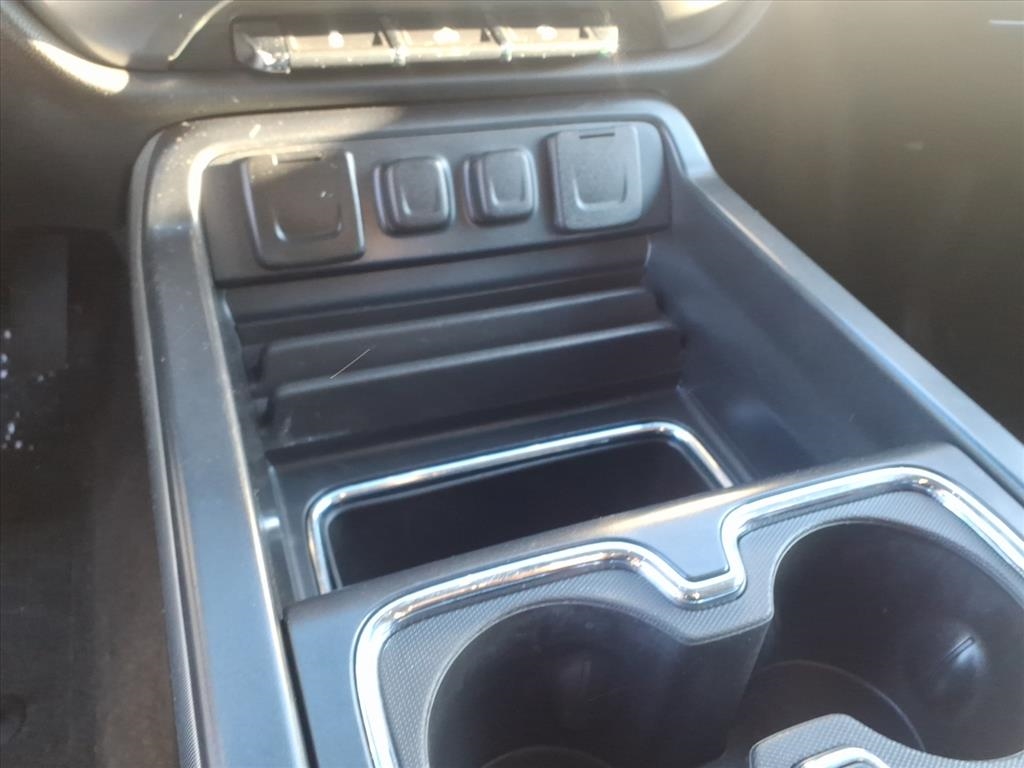 Chevrolet Silverado 1500 4WD Double Cab 143.5" LT w/2LT 2017