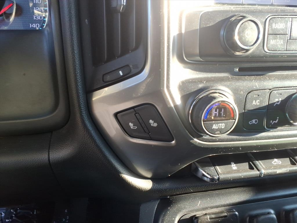 Chevrolet Silverado 1500 4WD Double Cab 143.5" LT w/2LT 2017