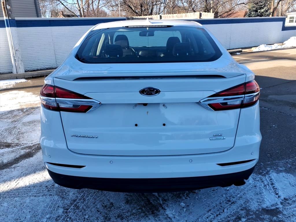 Ford Fusion SE FWD 2020