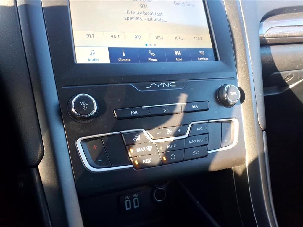 Ford Fusion SE FWD 2020