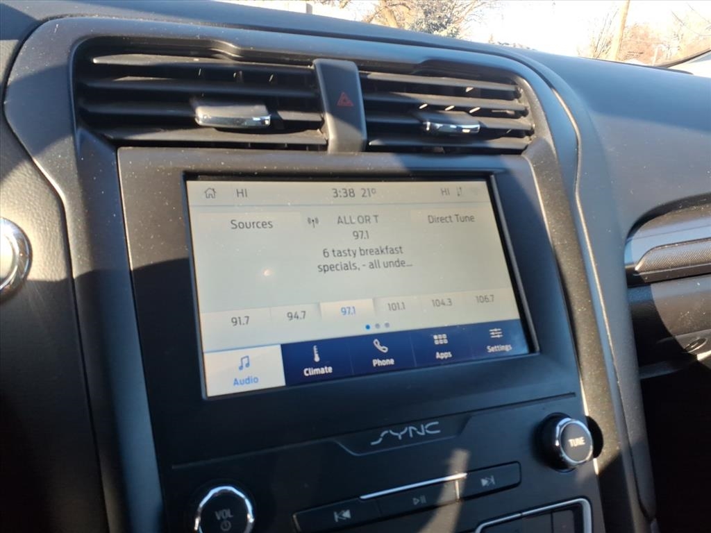 Ford Fusion SE FWD 2020