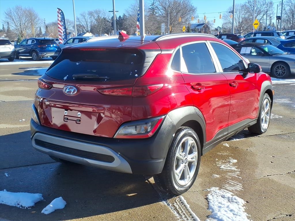 Hyundai Kona SEL Auto FWD 2023