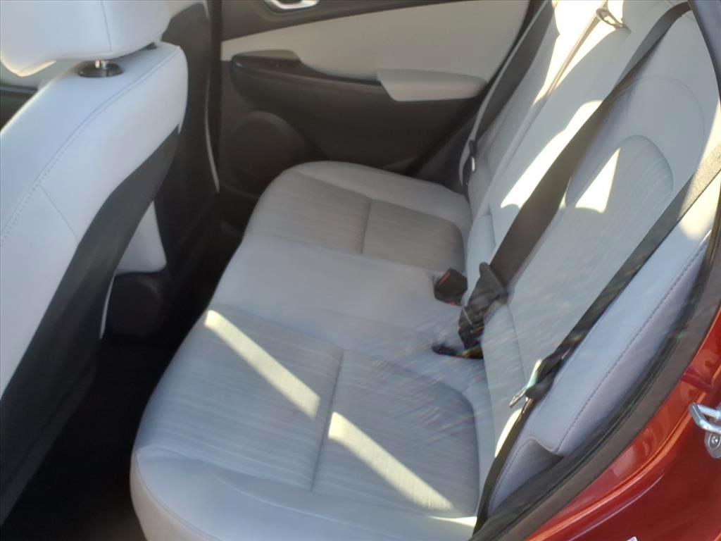Hyundai Kona photo 13
