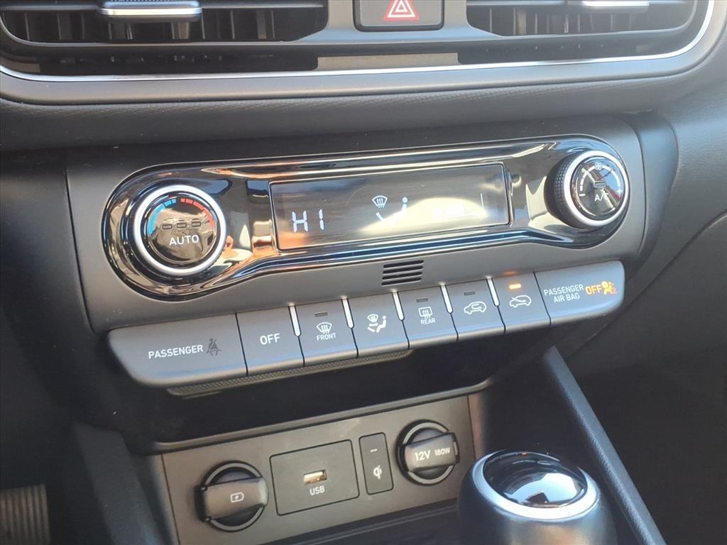 Hyundai Kona SEL Auto FWD 2023