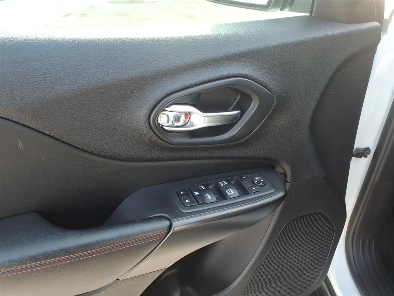 Jeep Cherokee Trailhawk 4x4 2020