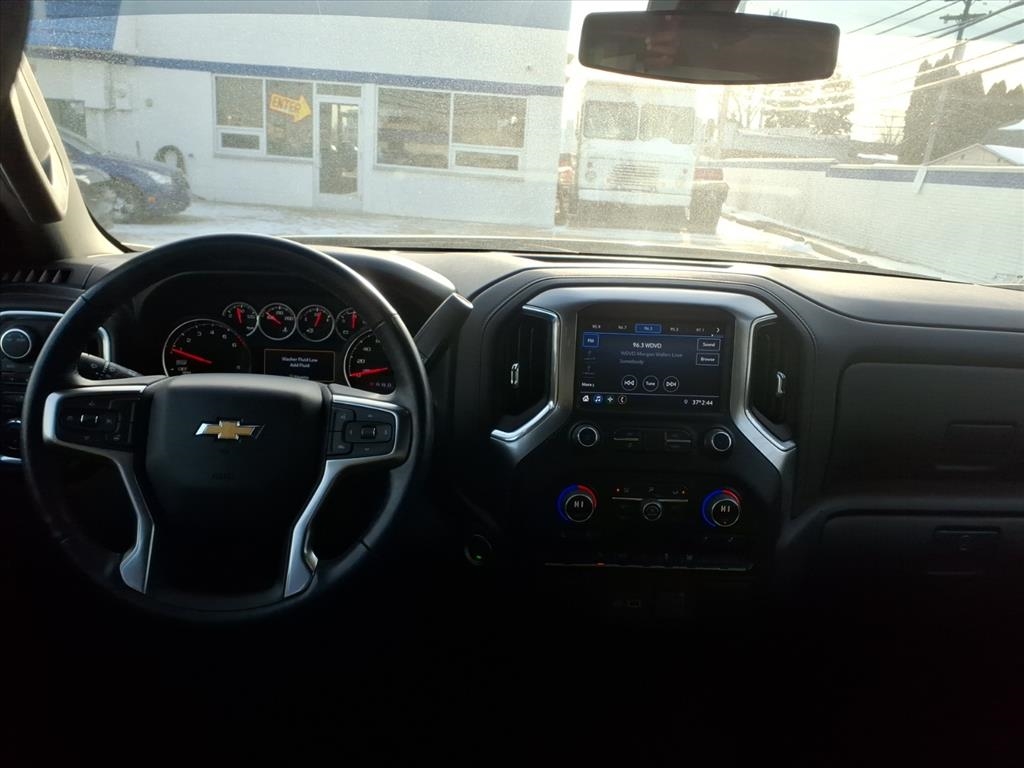 Chevrolet Silverado 1500 4WD Crew Cab 147" LT w/2FL 2021