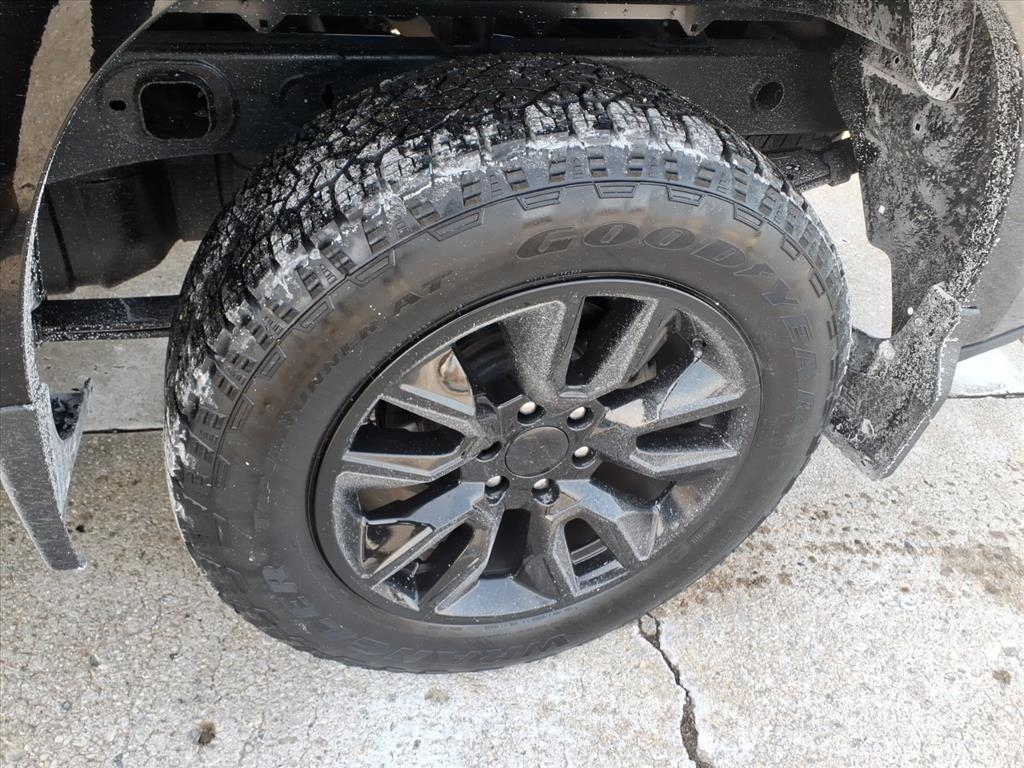 Chevrolet Silverado 1500 4WD Crew Cab 147" LT w/2FL 2021