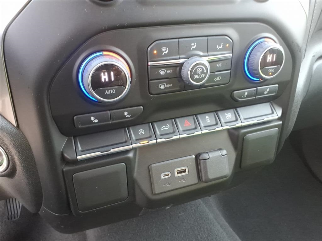 Chevrolet Silverado 1500 4WD Crew Cab 147" LT w/2FL 2021