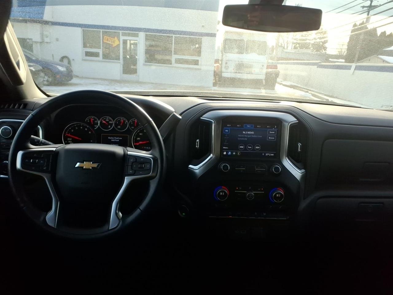 Chevrolet Silverado 1500 4WD Crew Cab 147" LT w/2FL 2021