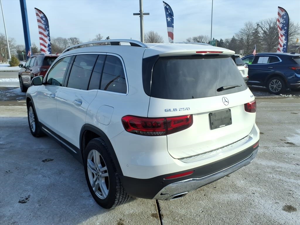 Mercedes-Benz GLB GLB 250 4MATIC SUV 2023