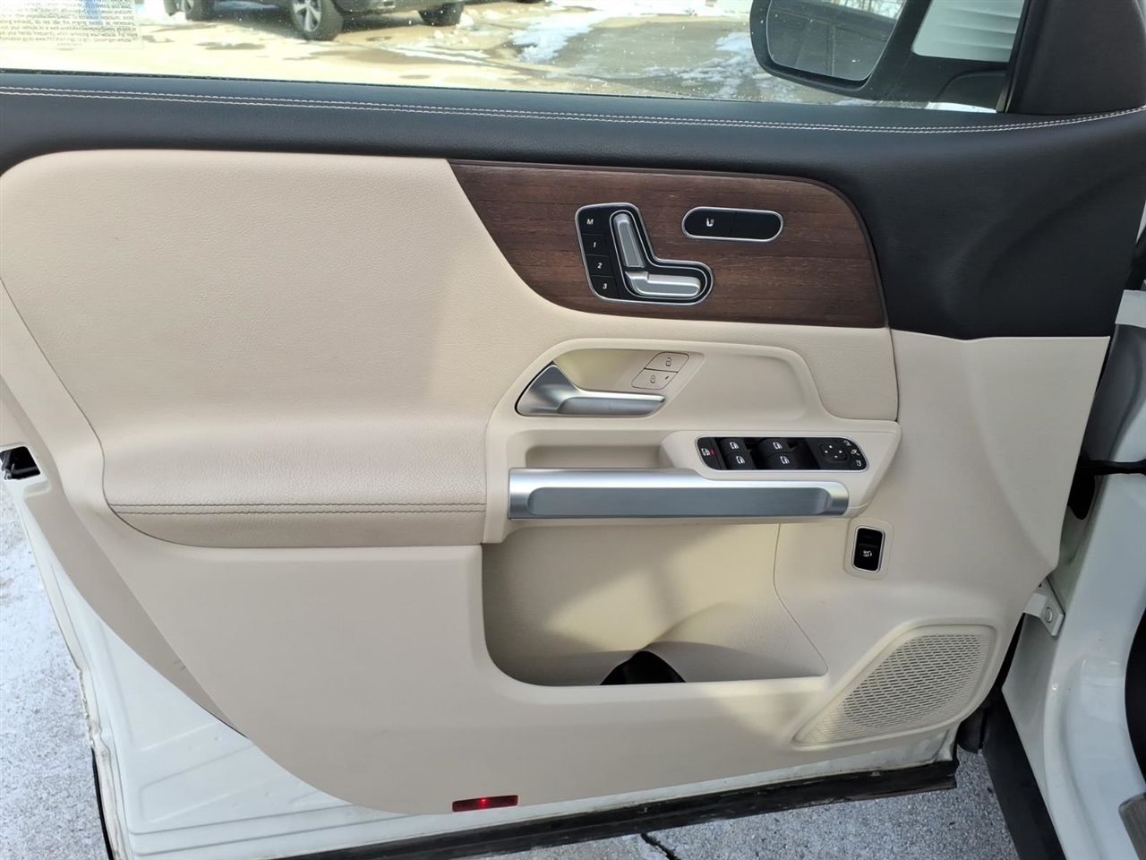 Mercedes-Benz GLB GLB 250 4MATIC SUV 2023