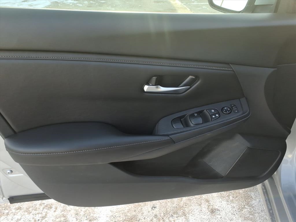 Nissan Sentra SV CVT 2023