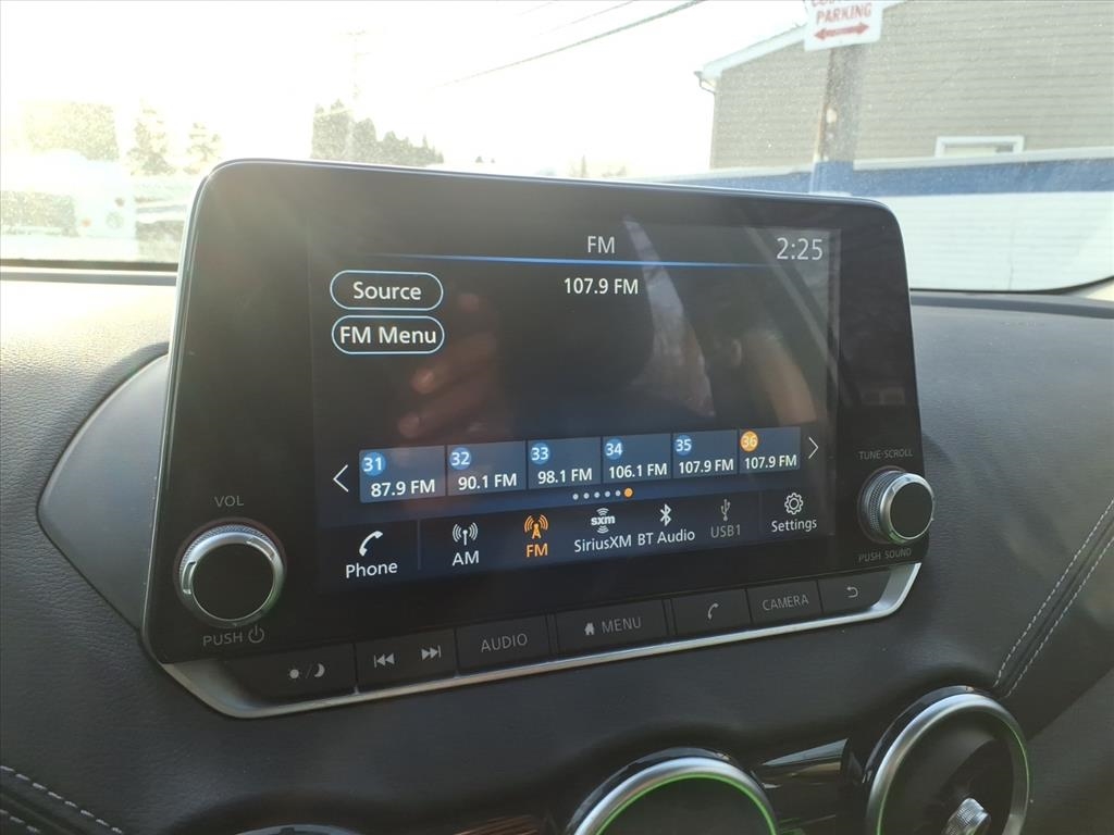 Nissan Sentra SV CVT 2023