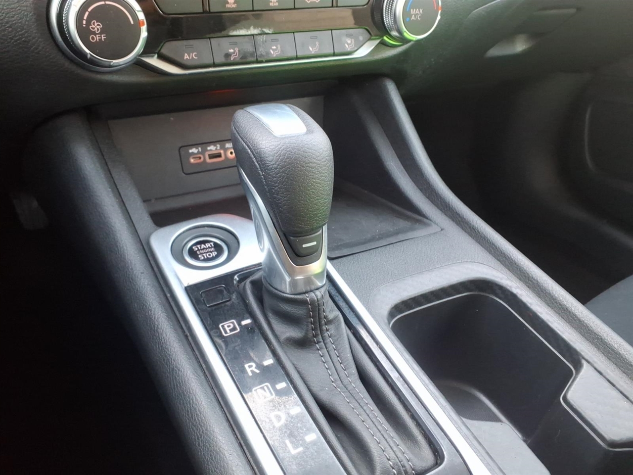 Nissan Sentra SV CVT 2023