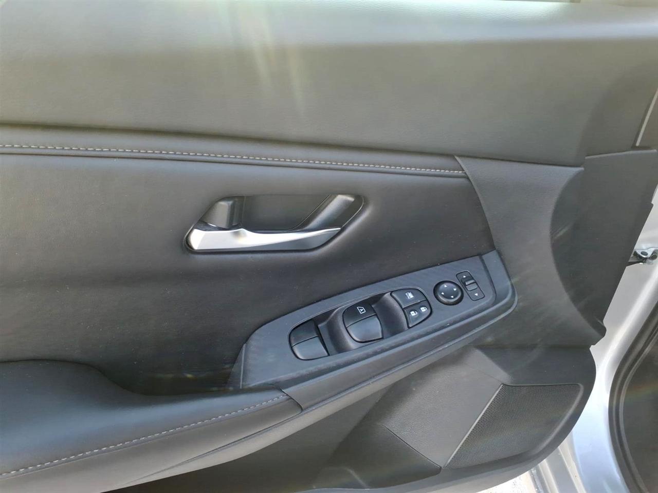 Nissan Sentra SV CVT 2023