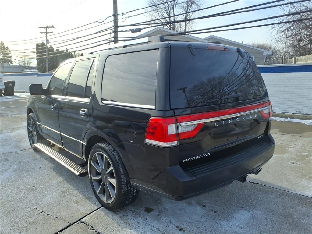 Lincoln Navigator 4WD 4dr Reserve 2016