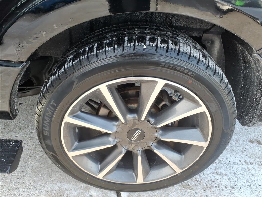 Lincoln Navigator 4WD 4dr Reserve 2016