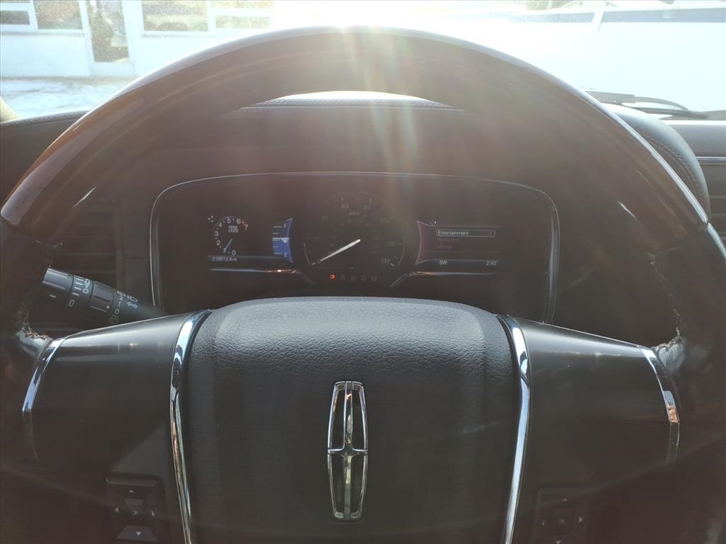 Lincoln Navigator 4WD 4dr Reserve 2016