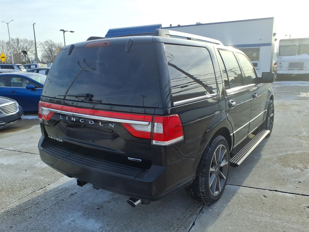 Lincoln Navigator 4WD 4dr Reserve 2016