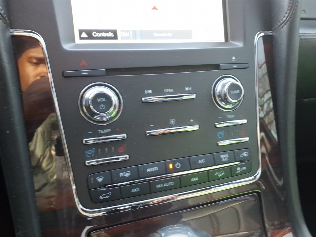 Lincoln Navigator 4WD 4dr Reserve 2016