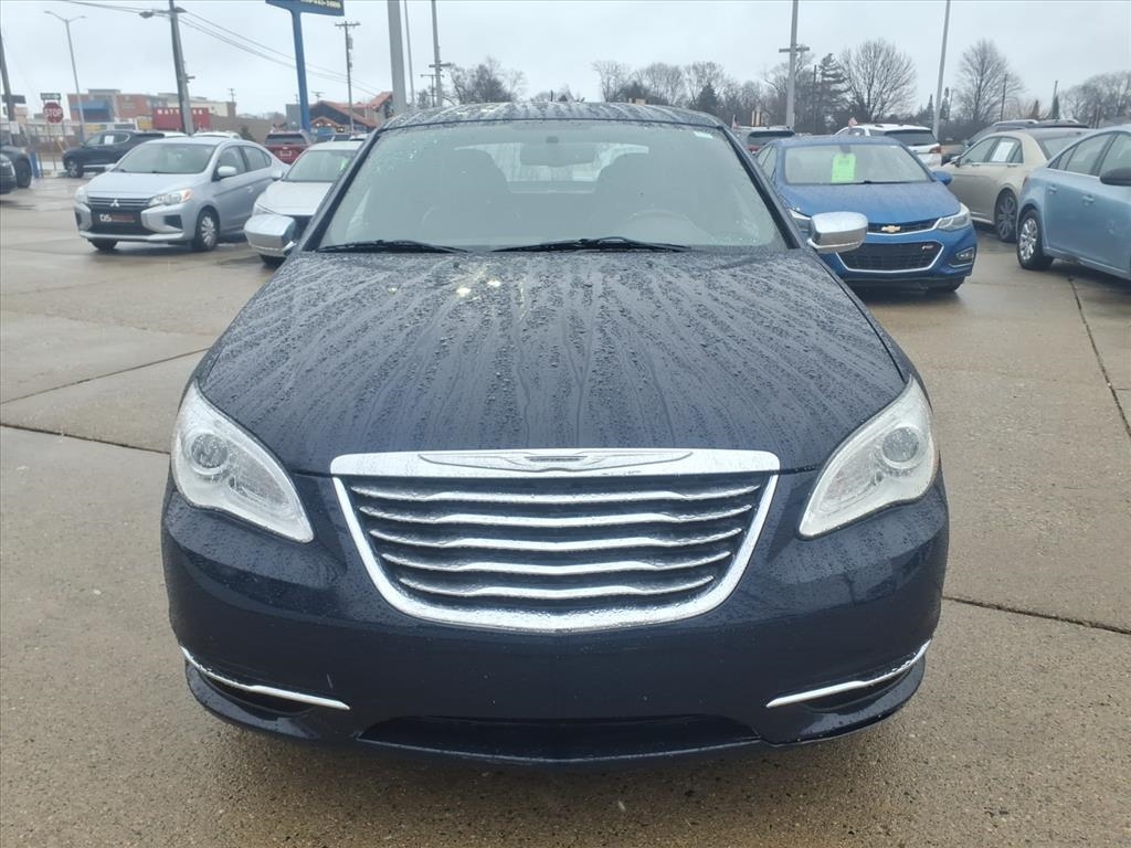 Chrysler 200 4dr Sdn Limited 2014