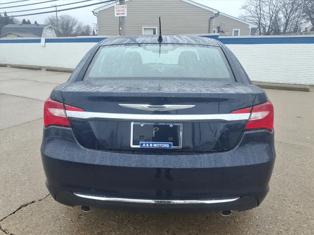Chrysler 200 4dr Sdn Limited 2014