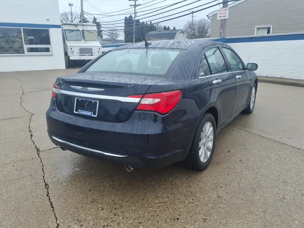 Chrysler 200 4dr Sdn Limited 2014