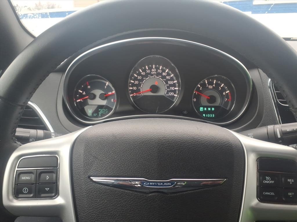 Chrysler 200 4dr Sdn Limited 2014