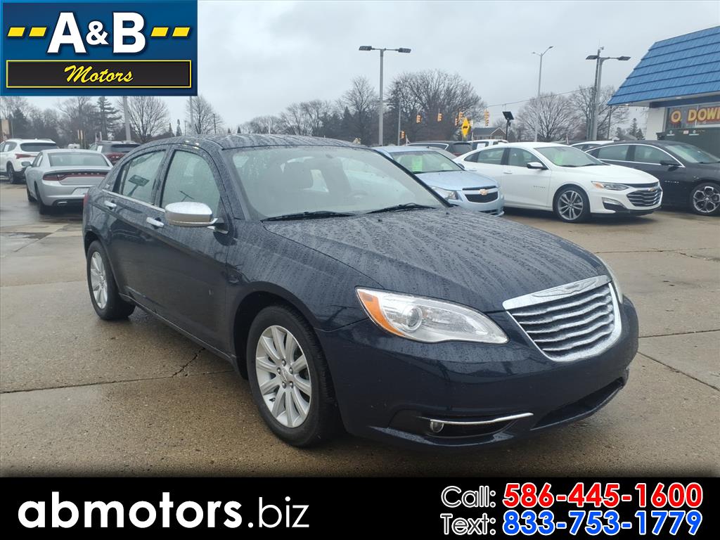 2014 Chrysler 200 4dr Sdn Limited