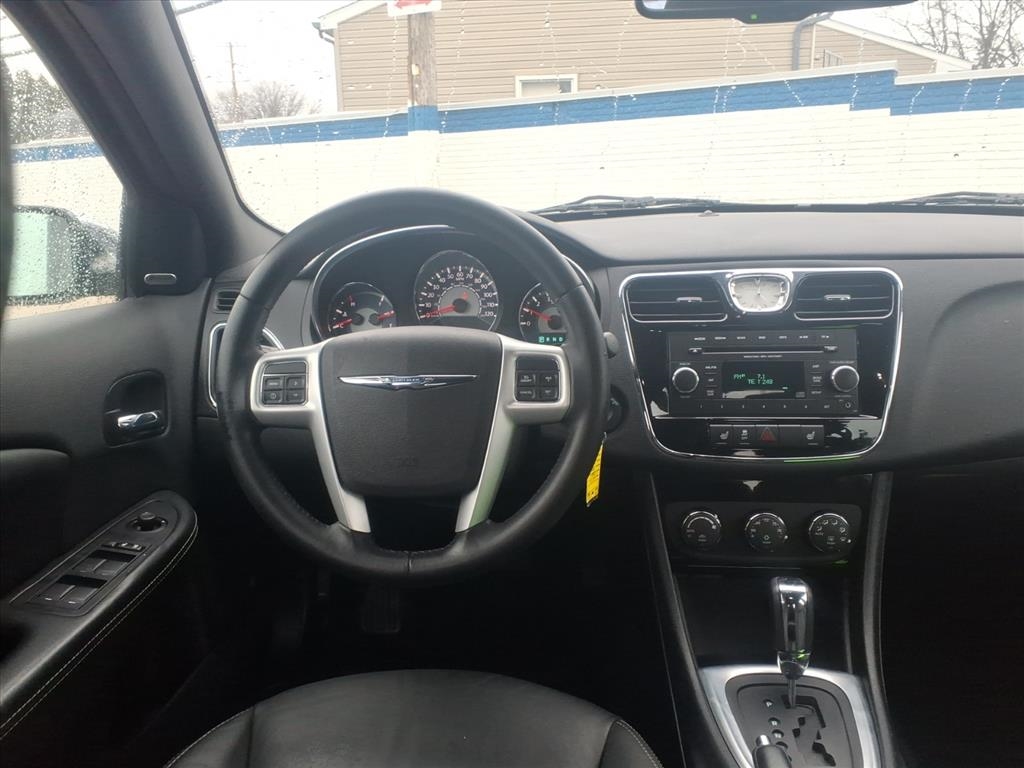 Chrysler 200 4dr Sdn Limited 2014