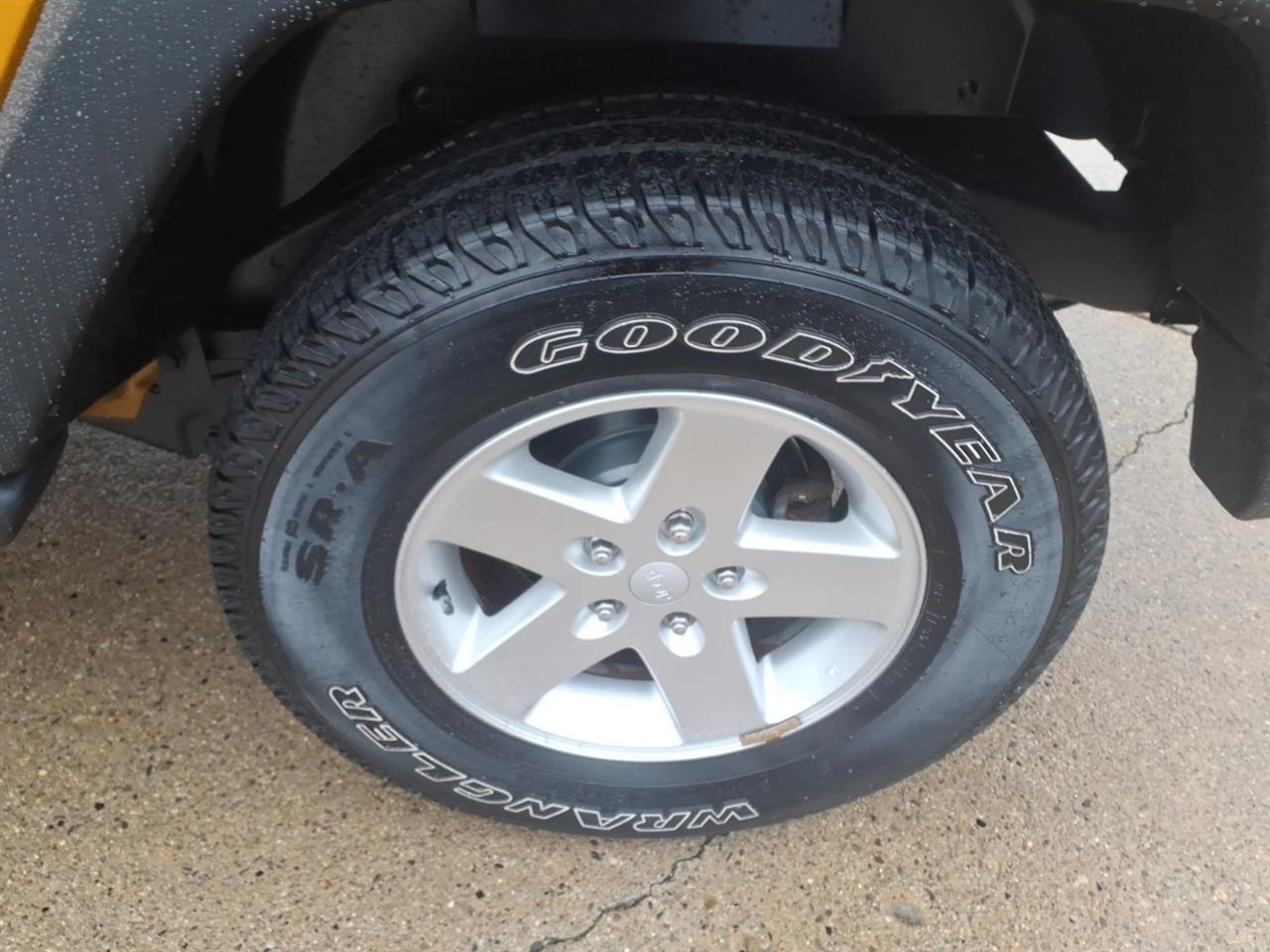 Jeep Wrangler 4WD 2dr Sport 2014